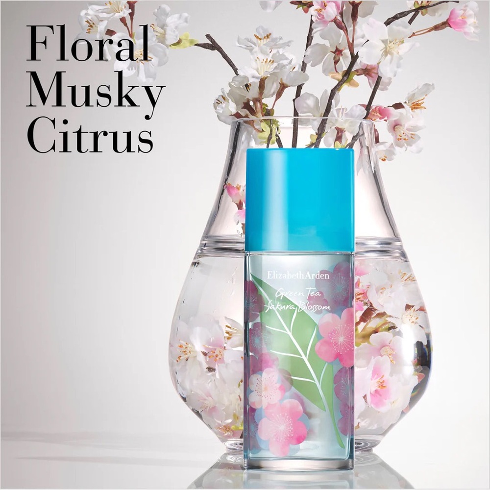 ELIZABETH ARDEN GREEN TEA SAKURA BLOSSOM EAU DE TOILETTE SPRAY - Picture 6 of 7